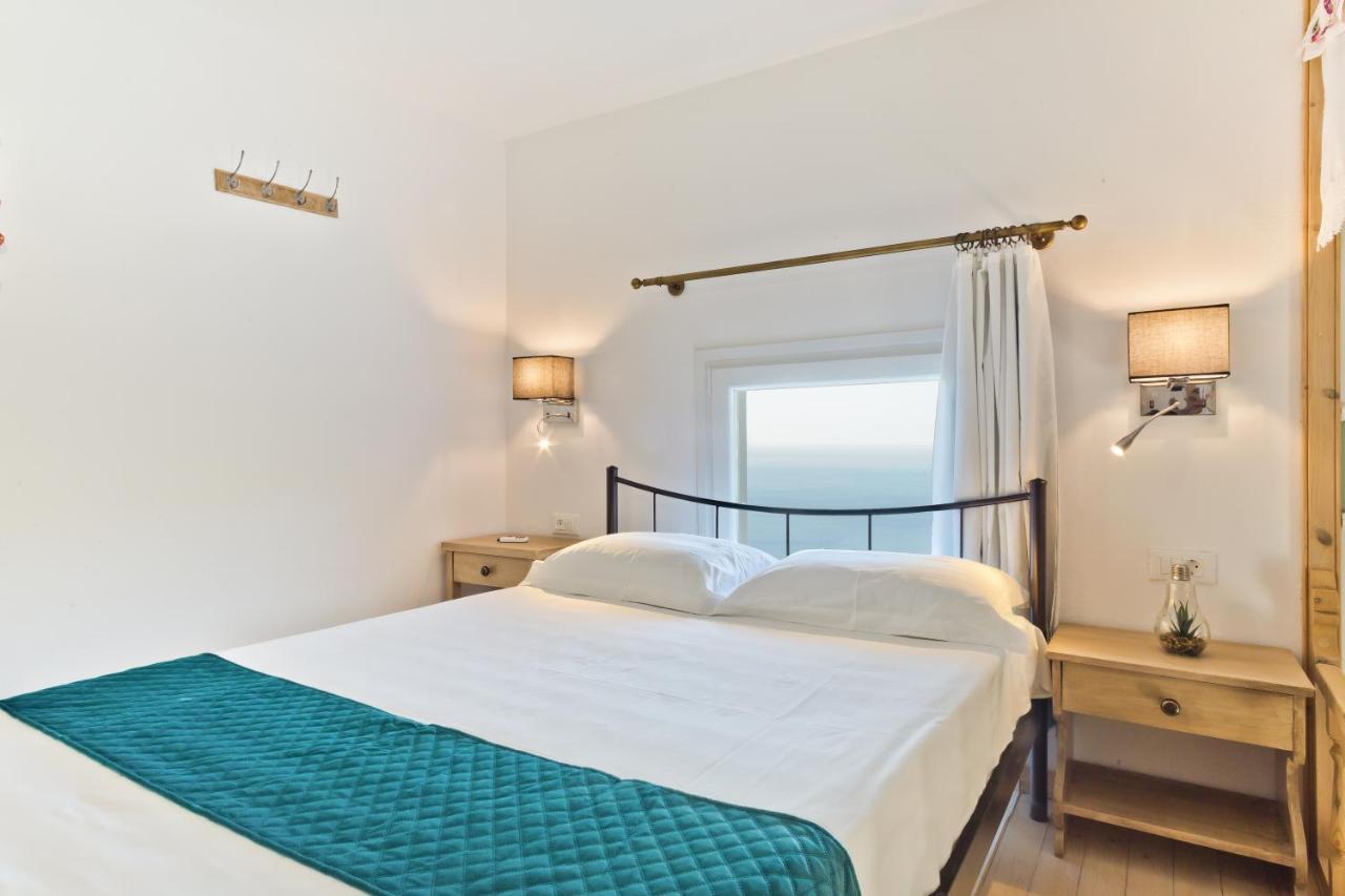 Mountain & Sea Villa Kyra Panagia Екстер'єр фото